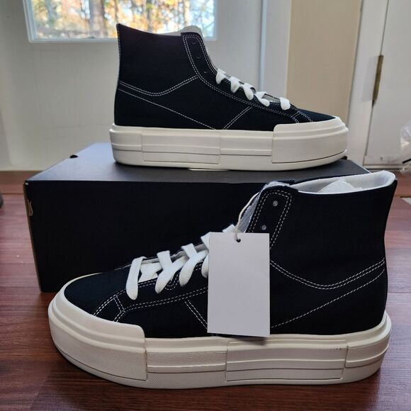 Converse Chuck Taylor Black Cruise Hightop Sneakers 12/11 NIB - Picture 2 of 12